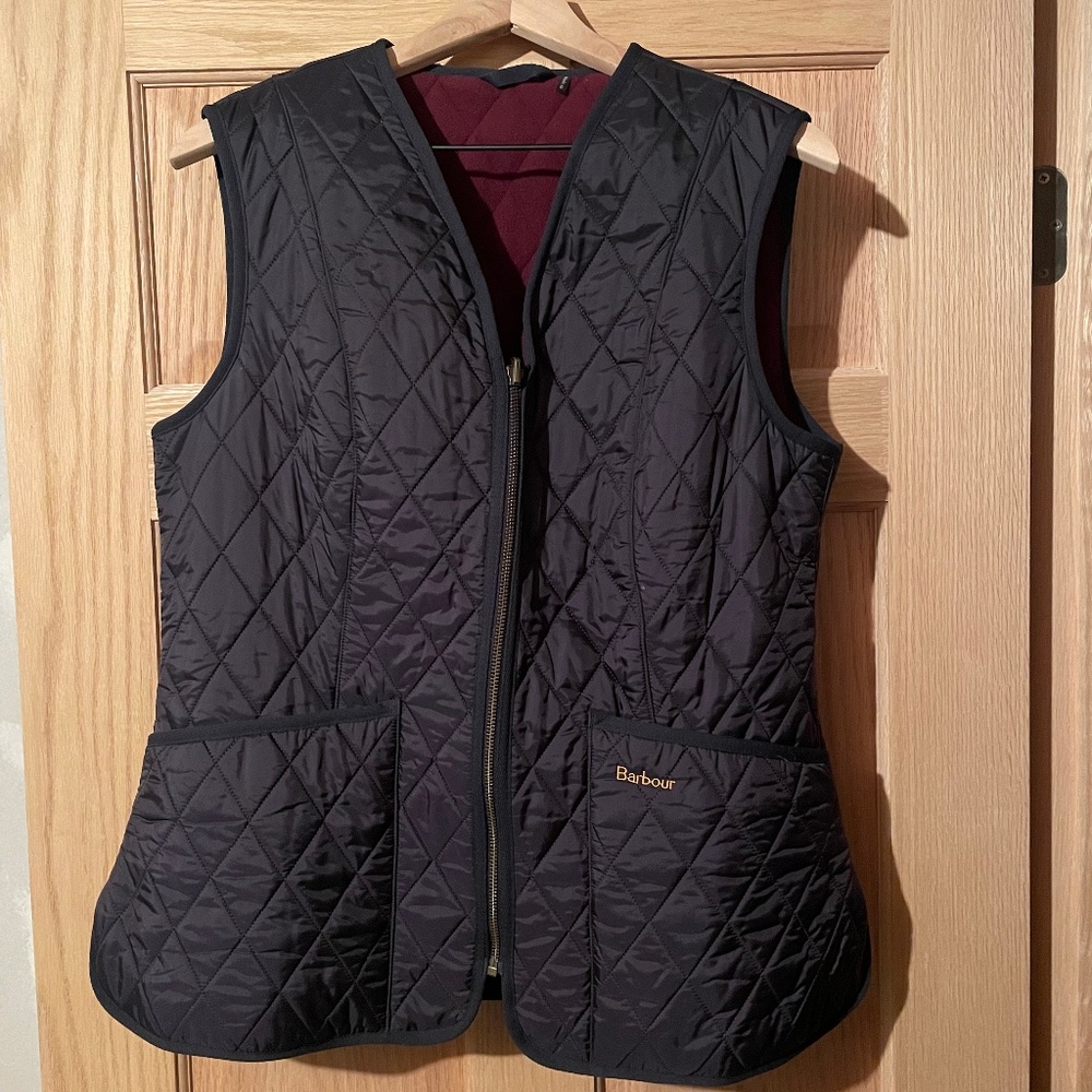 Barbour Size 12 Dark Navy Quilted Vest